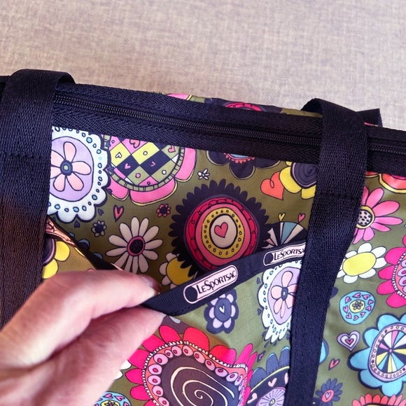 le Sportsac floral zipper shoulder bag / tote bag - Picture 3 of 10